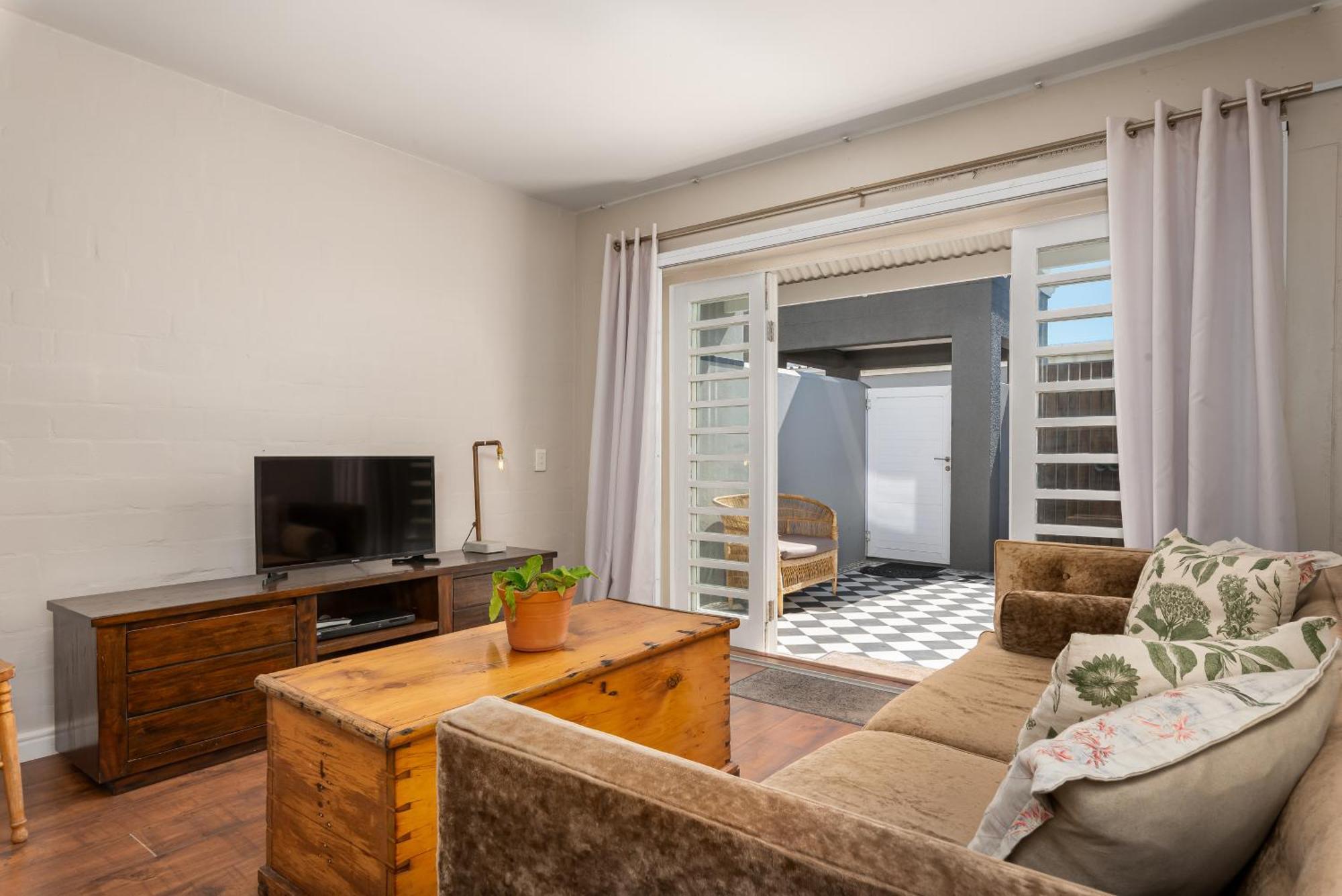 8 Loader Street Cape Town